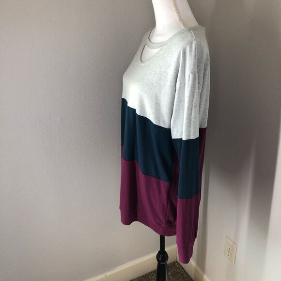 Maroon navy and gray long sleeve oversized top size XL - Picture 3 of 5